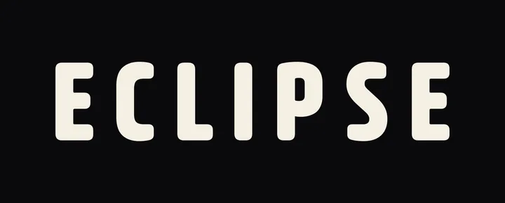 Logo Eclipse, solo el nombre, una tinta crema, fondo negro